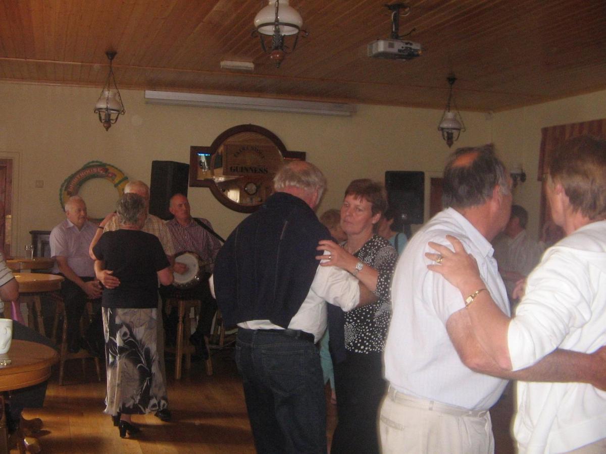 Ravine Hotel Lisdoonvarna Extérieur photo