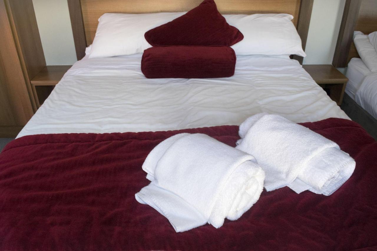Ravine Hotel Lisdoonvarna Extérieur photo